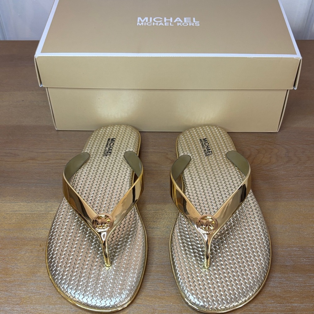 Michael Kors Gold Flip Flops - NEW/unused SIZE 8